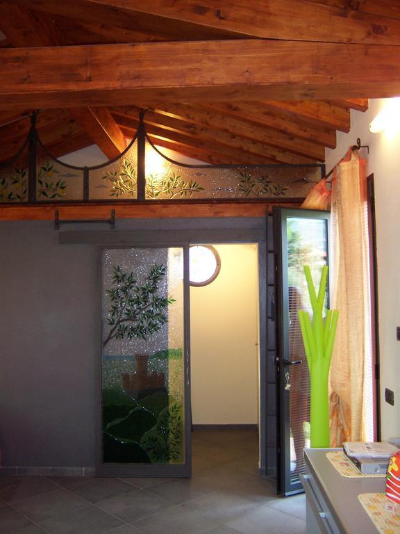 Caise Villa Кастелнуово Магра Стая снимка