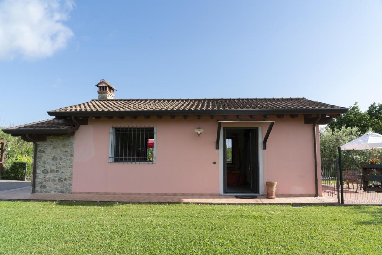 Caise Villa Кастелнуово Магра Екстериор снимка